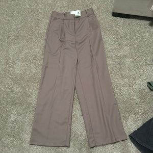 H&M wide leg trousers. New with tags.
